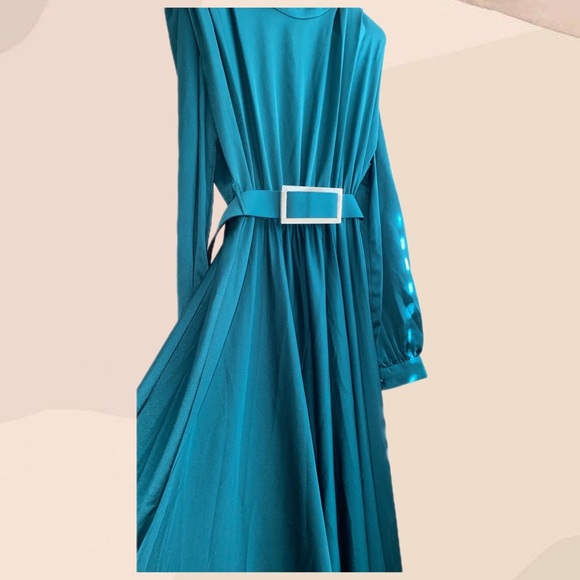 Custom Turkish Style Modest Maxi Dress (never worn) - Picture 4 of 5